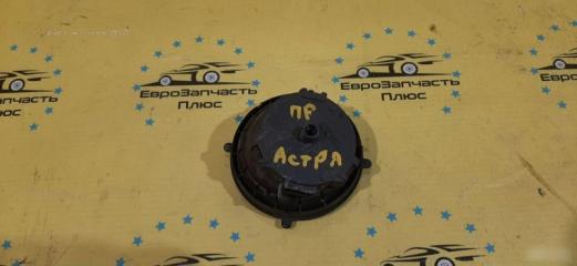 Запчасть моторчик зеркала правый Opel Astra