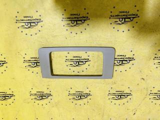 Запчасть накладка плафона Opel Astra