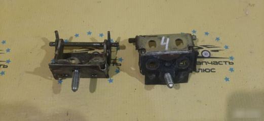 Петля крышки багажника Fusion B226