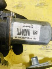 Стеклоподъемник задний левый Qashqai J10