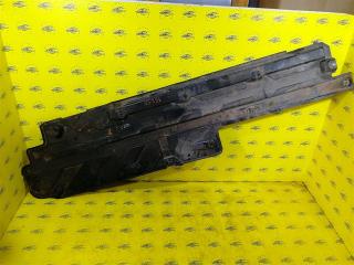 Защита днища кузова левая Mercedes-Benz C220 контрактная Защита днища кузова левая Mercedes-Benz C220