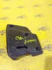 Абсорбер бампера передний правый Kia Ceed 1