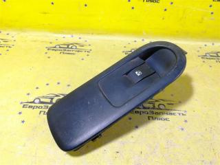 Фото запчасти кнопка стеклоподъемника Renault Duster контрактная запчасть Запчасть кнопка стеклоподъемника Renault Duster