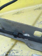 Петли капота передние правые Peugeot 3008