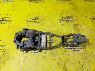 Кронштейн ручки двери передний левый Volkswagen Golf 5