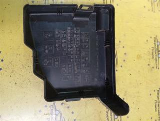 Крышка блока предохранителей Ford Fiesta 6 контрактная Крышка блока предохранителей Ford Fiesta 6