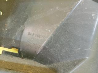 Воздуховод радиатора правый Peugeot 3008