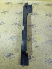 Дефлектор радиатора Nissan Qashqai контрактная Дефлектор радиатора Nissan Qashqai