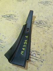 Запчасть уголок двери левый Mazda 6