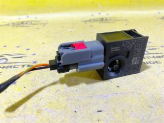 Датчик удара Opel Zafira