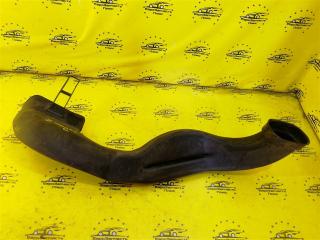 Запчасть воздухозаборник Opel Zafira