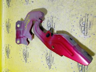 Запчасть петля капота левая Mitsubishi Lancer