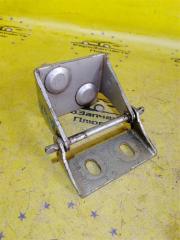 Запчасть петля двери багажника задняя правая Ford Focus 3