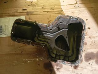 Запчасть поддон Toyota Corolla