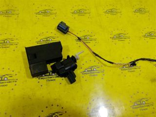 Активатор лючка бензобака Ford Focus 2