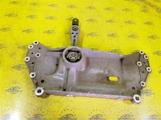 Подрамник Volkswagen Golf 5