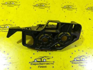 Кронштейн бампера передний правый Peugeot 308