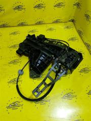 Замок двери передний правый Ford Focus 2 контрактная Замок двери передний правый Ford Focus 2