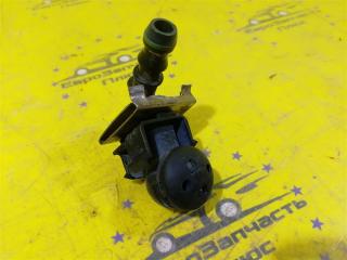 Фото запчасти форсунка омывателя фар передняя левая BMW X5 контрактная запчасть Запчасть форсунка омывателя фар передняя левая BMW X5