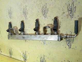 Рампа топливная с форсунками Ford Focus 3