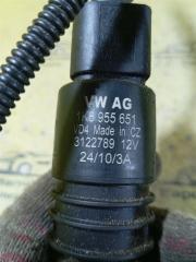 Моторчик стеклоомывателя Volkswagen Golf 6