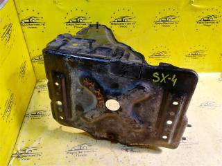 Запчасть площадка акб Suzuki SX4