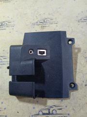 Разъем USB Ford Focus 2 контрактная Разъем USB Ford Focus 2