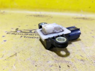 Датчик удара Kia Sorento 2