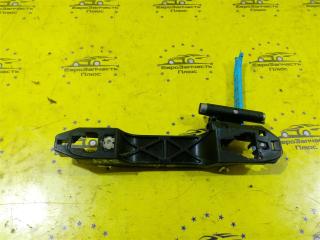 Фото запчасти кронштейн ручки двери задний левый Suzuki SX4 контрактная запчасть Запчасть кронштейн ручки двери задний левый Suzuki SX4