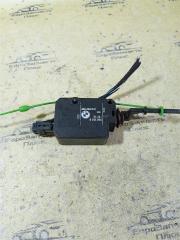 Запчасть активатор лючка бензобака BMW X5