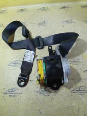 Запчасть ремень безопасности передний правый Toyota Yaris