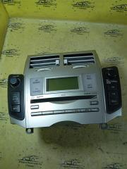 Запчасть магнитола штатная Toyota Yaris