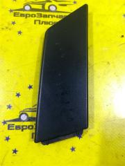 Запчасть молдинг двери передний левый Toyota Yaris