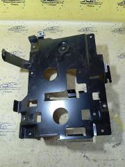 Запчасть кронштейн усилителя BMW X5