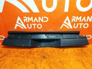 Накладка бампера верхняя задняя Mitsubishi Pajero 2006-нв Б/У Накладка бампера верхняя задняя Mitsubishi Pajero 2006-нв