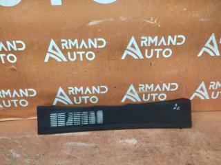 Запчасть кожух замка багажника Mitsubishi Outlander 2012-нв