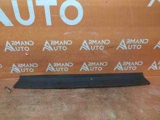 Накладка бампера верхняя задняя Toyota Land Cruiser 2007-2021