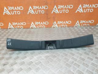 Запчасть кожух замка багажника Mitsubishi Outlander 2012-нв