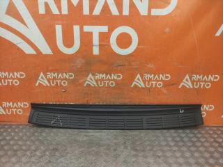 Накладка бампера верхняя задняя Toyota Land Cruiser 2007-2021