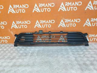Решетка бампера нижняя передняя Mitsubishi Outlander 2012-2015