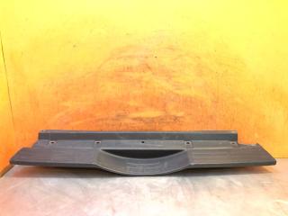 Накладка бампера верхняя задняя Mitsubishi Pajero 2006-нв Б/У Накладка бампера верхняя задняя Mitsubishi Pajero 2006-нв