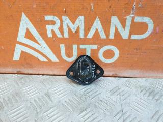 Запчасть петля замка капота Mercedes E-Class 2009-2016