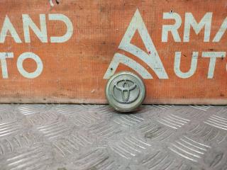 Запчасть крышка ступицы Toyota