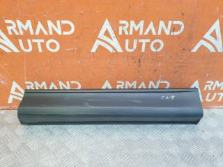 Фото запчасти молдинг двери задний левый Mazda CX-5 2017-нв Б/У запчасть Запчасть молдинг двери задний левый Mazda CX-5 2017-нв