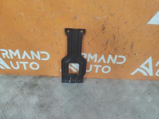 Запчасть кронштейн замка капота Jetta VS7 2019-нв