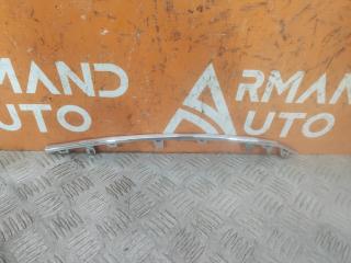 Запчасть накладка решетки радиатора правая Volkswagen Tiguan 2011-2018