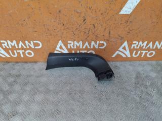 Запчасть обшивка двери багажника верхняя правая Москвич 3 2022-нв