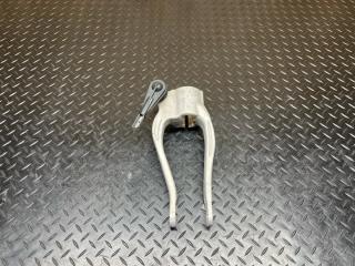 Вилка амортизатора передняя правая BMW 5 2023