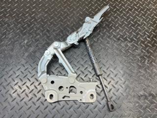 Петля капота передняя правая BMW 5 2020 G31 B47D20B 41007427052 контрактная