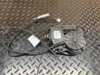 Доводчик двери багажника BMW 7 2018